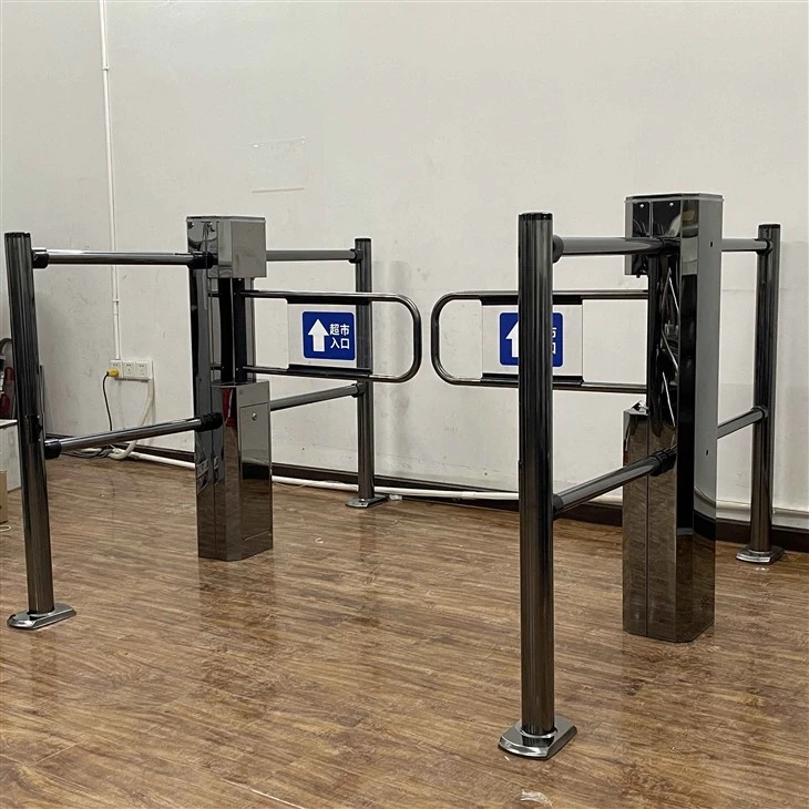Prekybos centro automatinės indukcinės durys